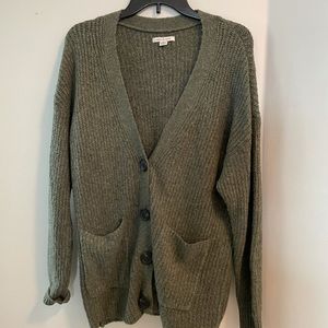 AE oversized cardigan ✨